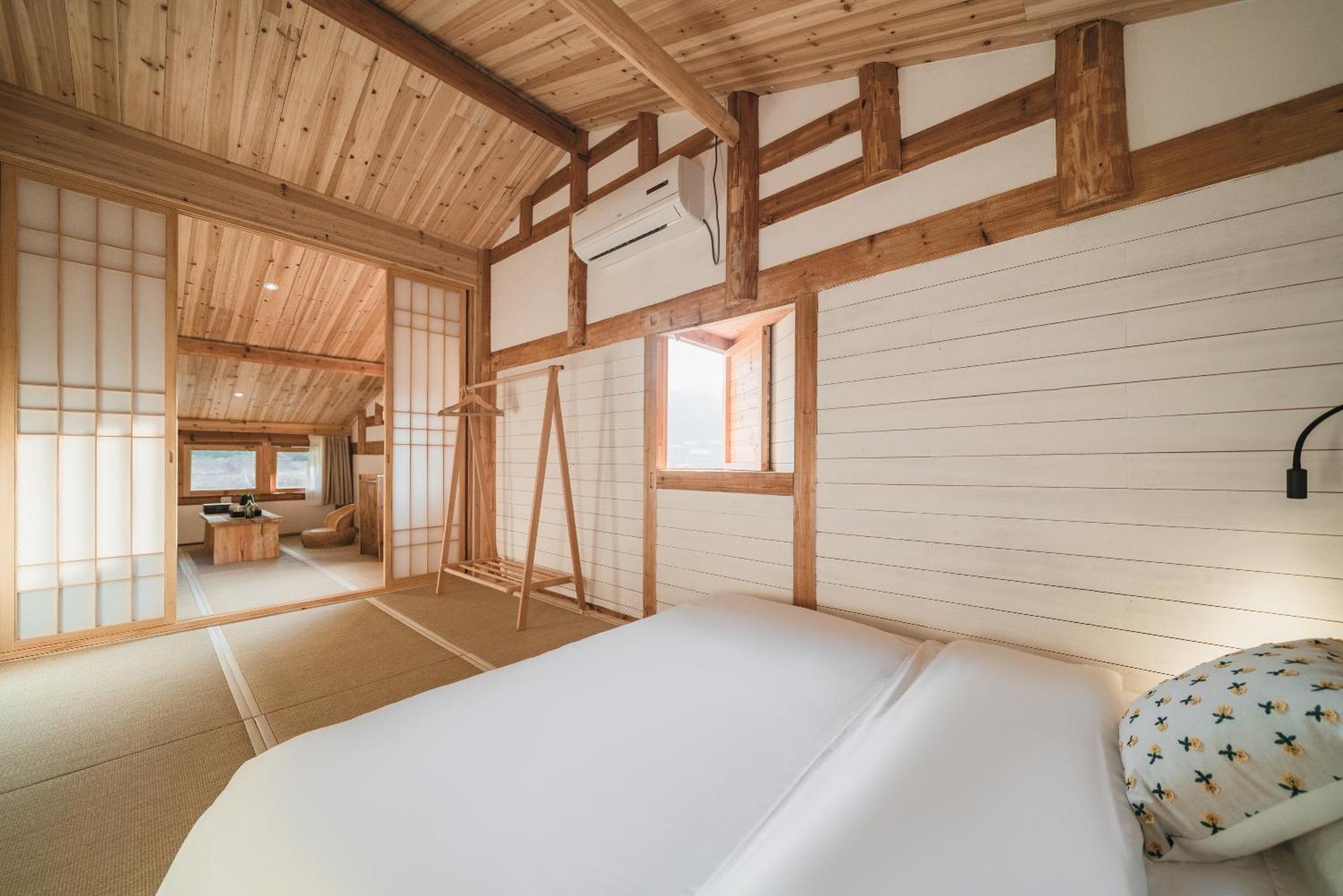 肇兴溪舍山堂 Creekside Inn Liping Kültér fotó
